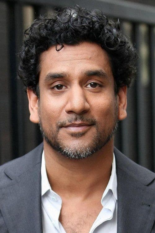 Foto di Naveen Andrews